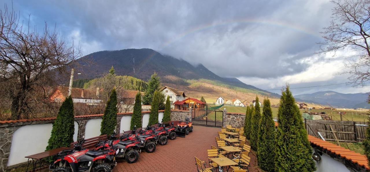 Pensiunea Casa Zarnesteana Zărneşti Buitenkant foto