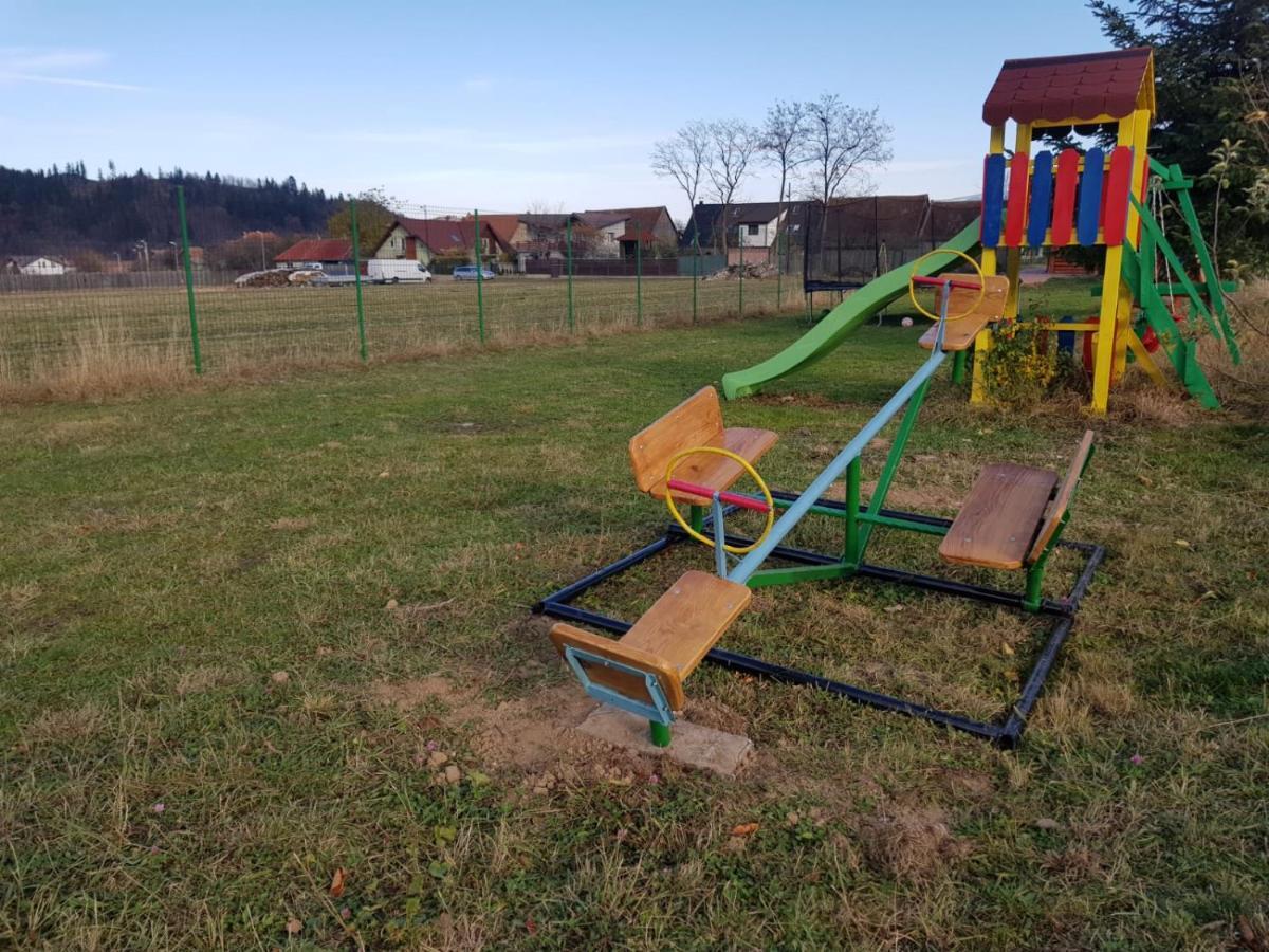 Pensiunea Casa Zarnesteana Zărneşti Buitenkant foto