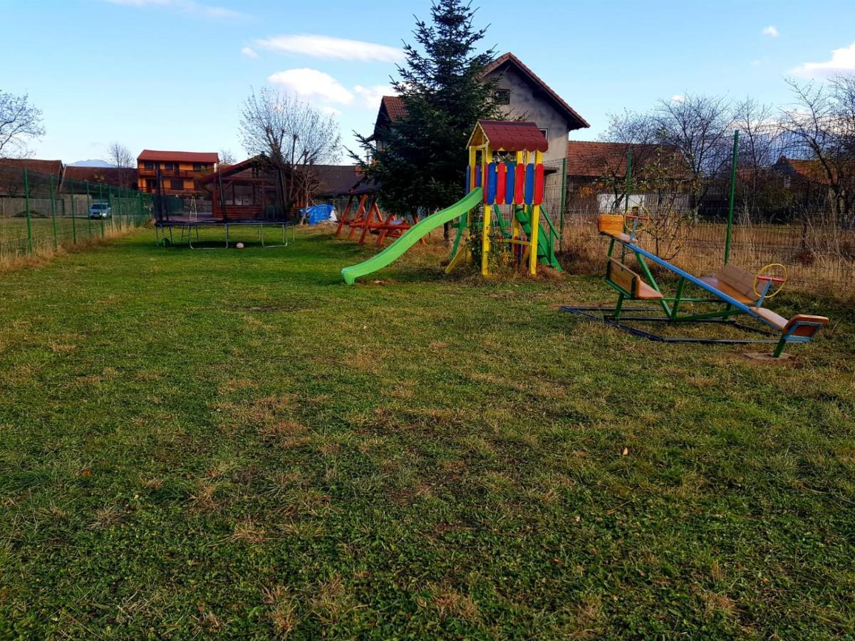 Pensiunea Casa Zarnesteana Zărneşti Buitenkant foto